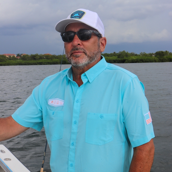 Men's Hooks Short Sleeve Performance Fishing Shirt