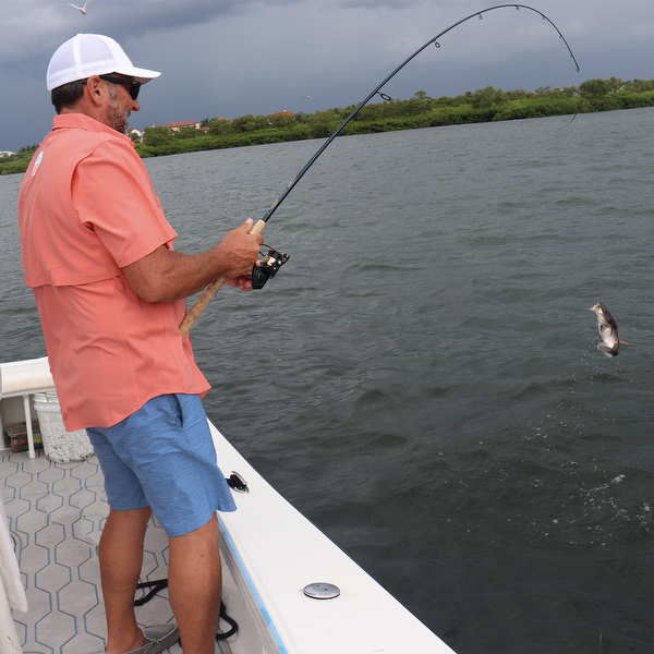 Men's Hooks Short Sleeve Performance Fishing Shirt